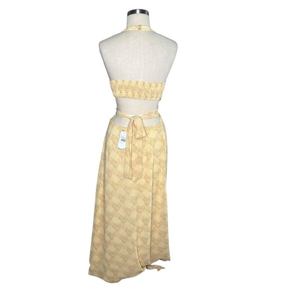 LUSH Yellow Medallion Print Open Back Maxi Dress Halter Women's Size Medium NWT - Picture 4 of 9